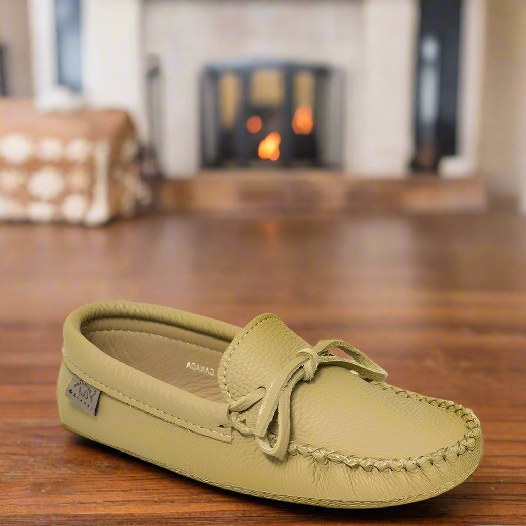 Men's Laurentian Chief Natural Cowhide Moccasins With Double Padded Sole