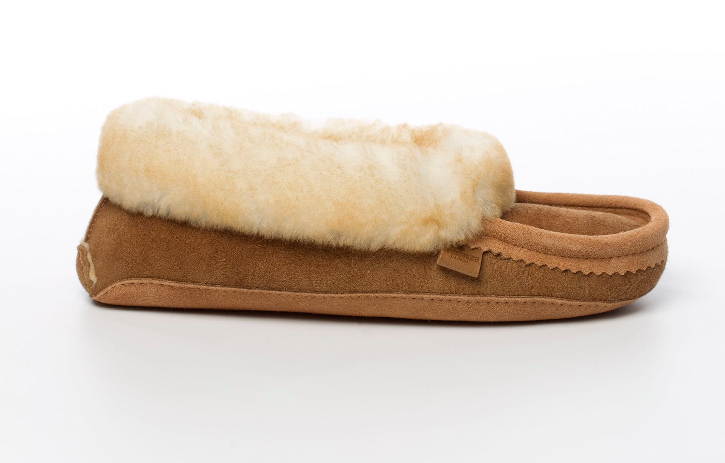 Women's Tecumseh Canada Sheepskin Moccasins In Mocha Suede