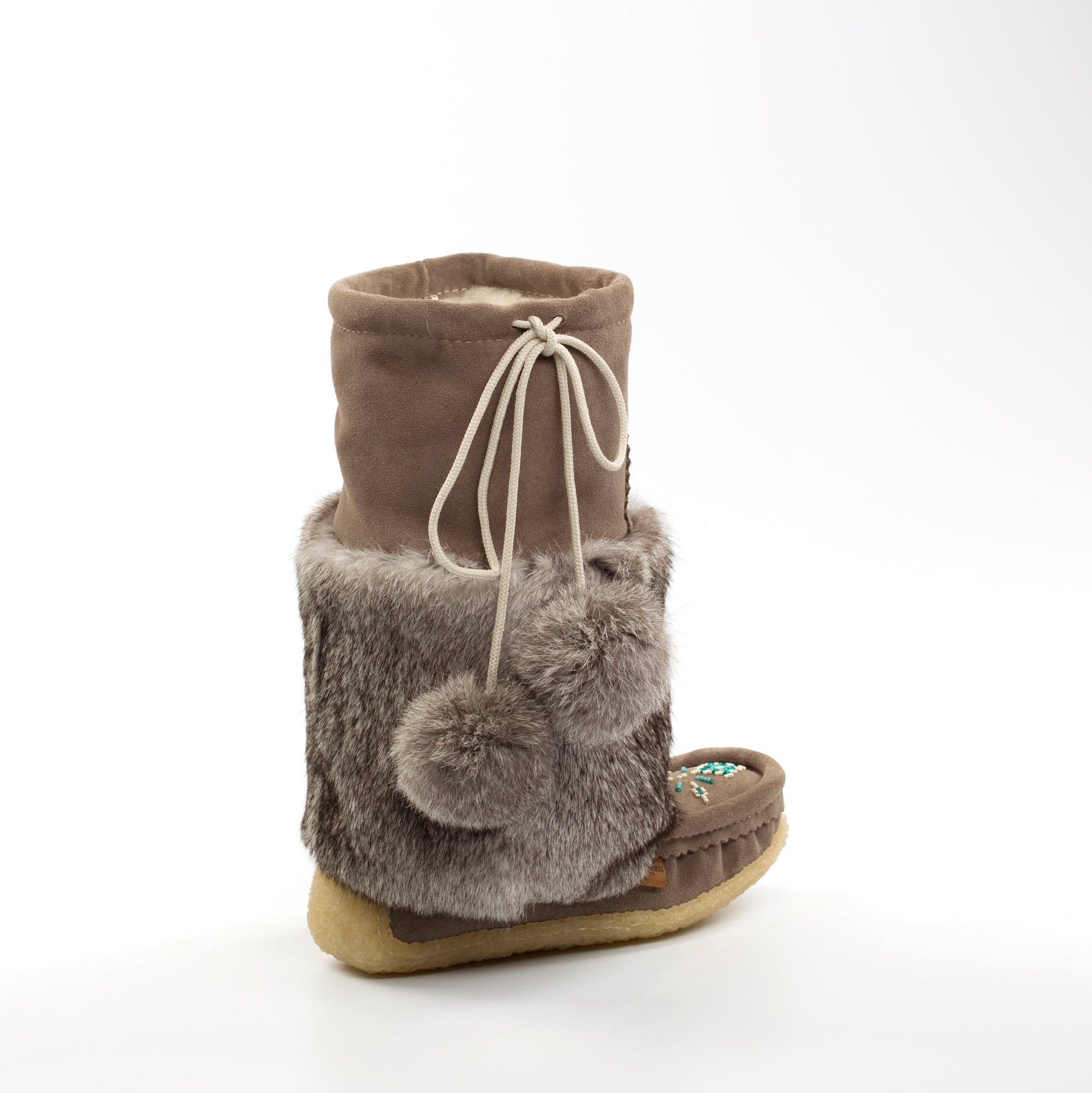 Tecumseh Canada Mukluks Rimrock short with grey rabbit fur 