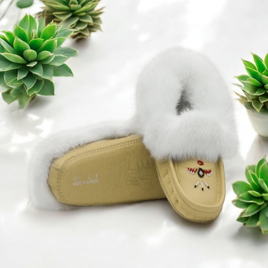 Women's Laurentian Chief Moosehide Moccasins With White Rabbit Fur