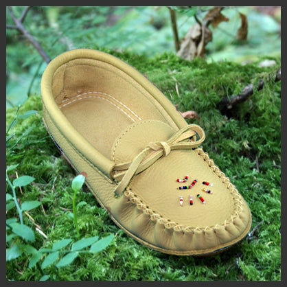 Indulge in Luxurious Comfort: Women's Tecumseh Canada Deer Tan Leather Moccasins